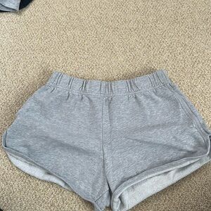 Brandy Melville Lisette Sweatshorts (gray)